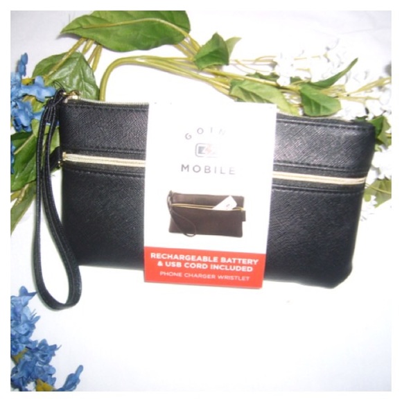 Bags Mundi Going Mobile Phonecharger Wristlet Poshmark